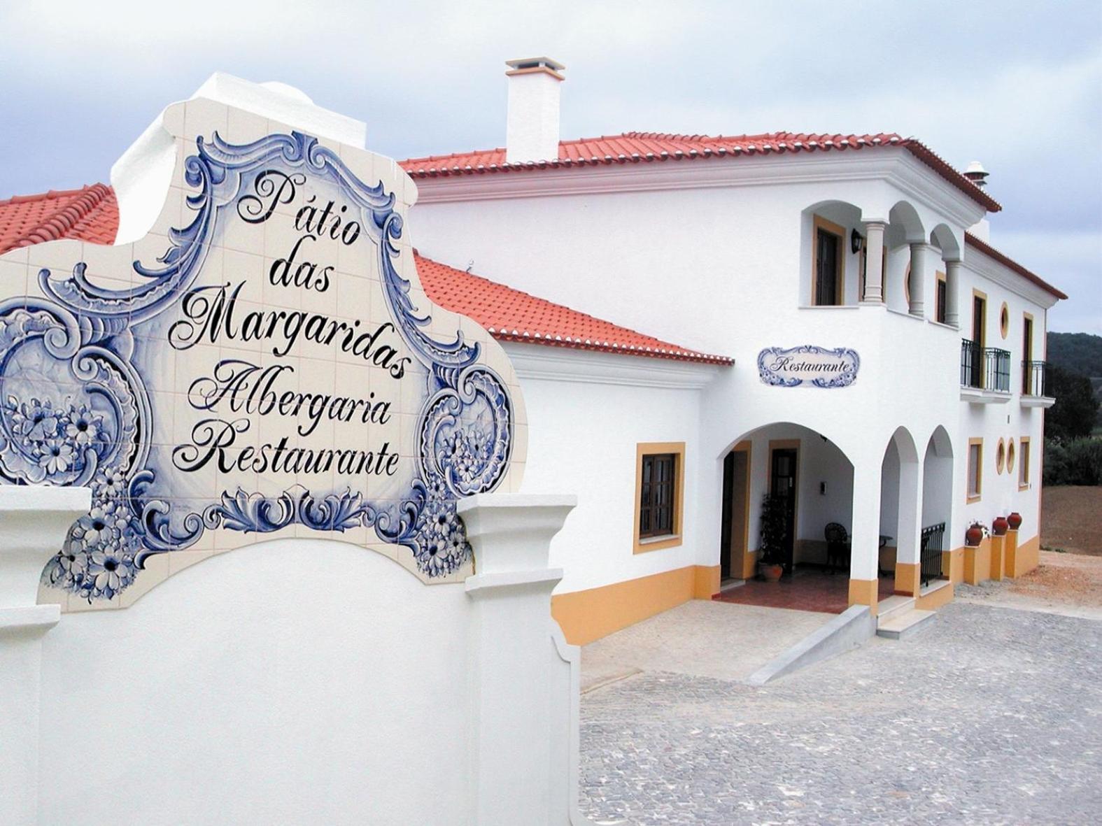 Patio Das Margaridas Hotel Obidos Exterior photo